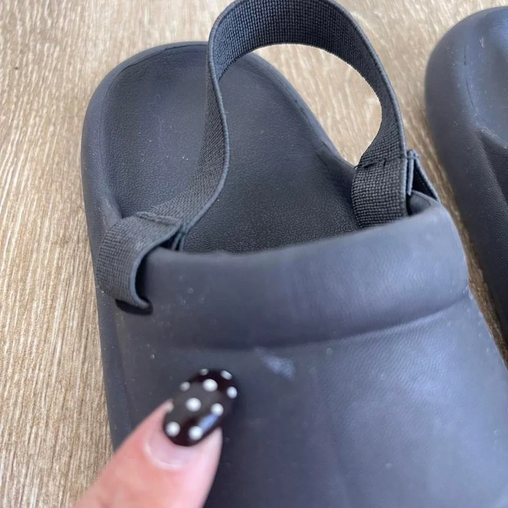 Zara Black Toddler Sport Sandals EU 22 / US 6